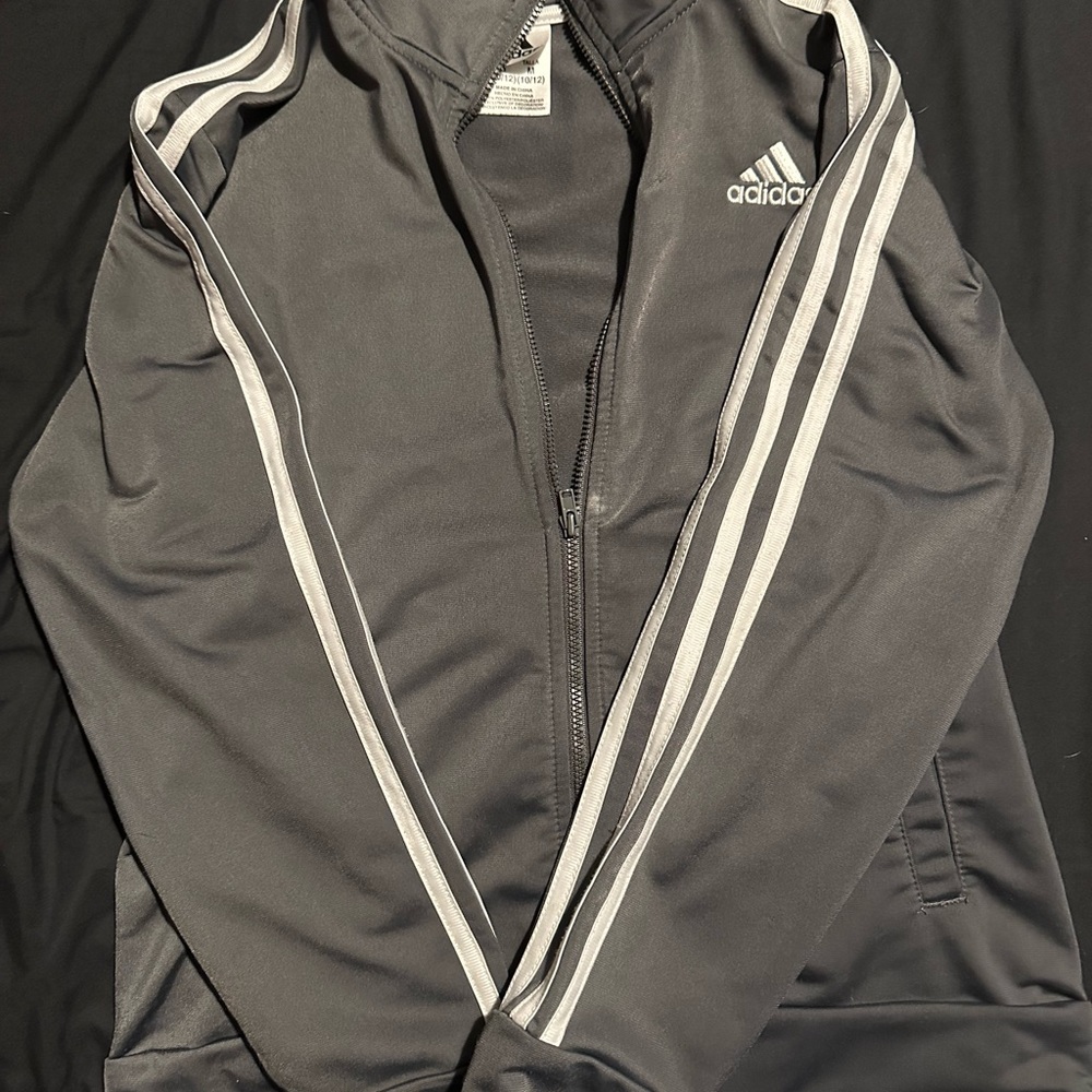 Boys Adidas grey sweatshirt M 10/12